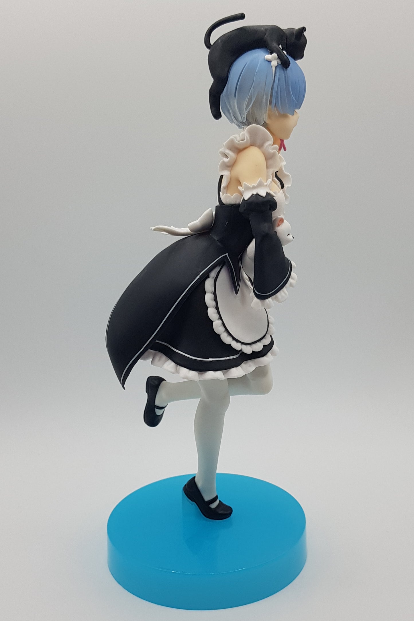 Rem Figur - Re:Zero - Espresto - Choosing a texture suitable - Banpresto