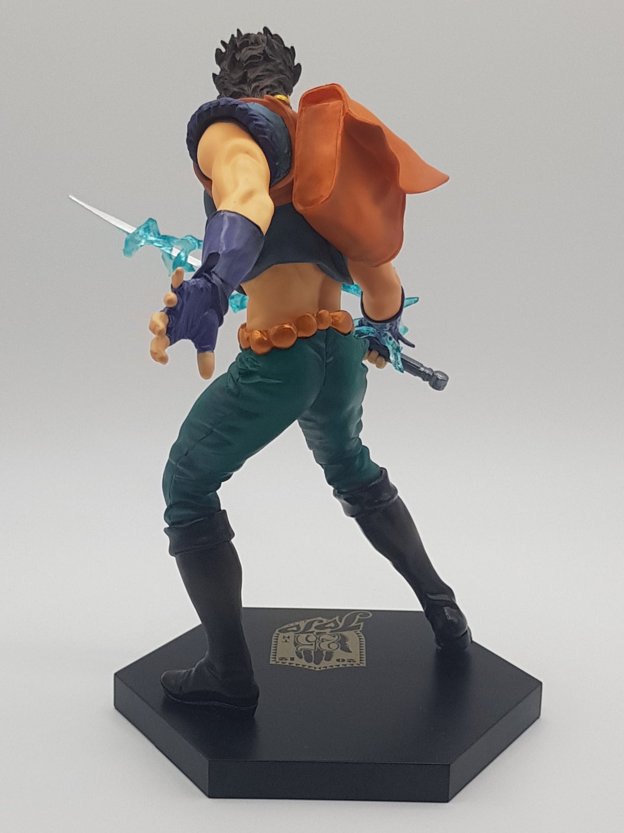 Jonathan Joestar Figur - JoJo’s Bizarre Adventure - 25th Anniversary - Ichiban Kuji - Banpresto