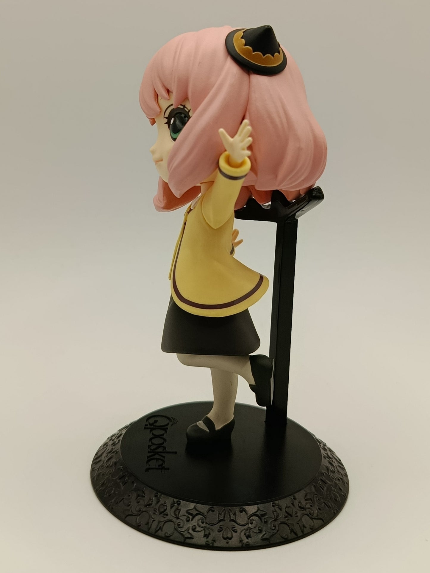 Anya Forger Figur - Spy x Family - Q-Posket - Odekeke Ver. - Banpresto