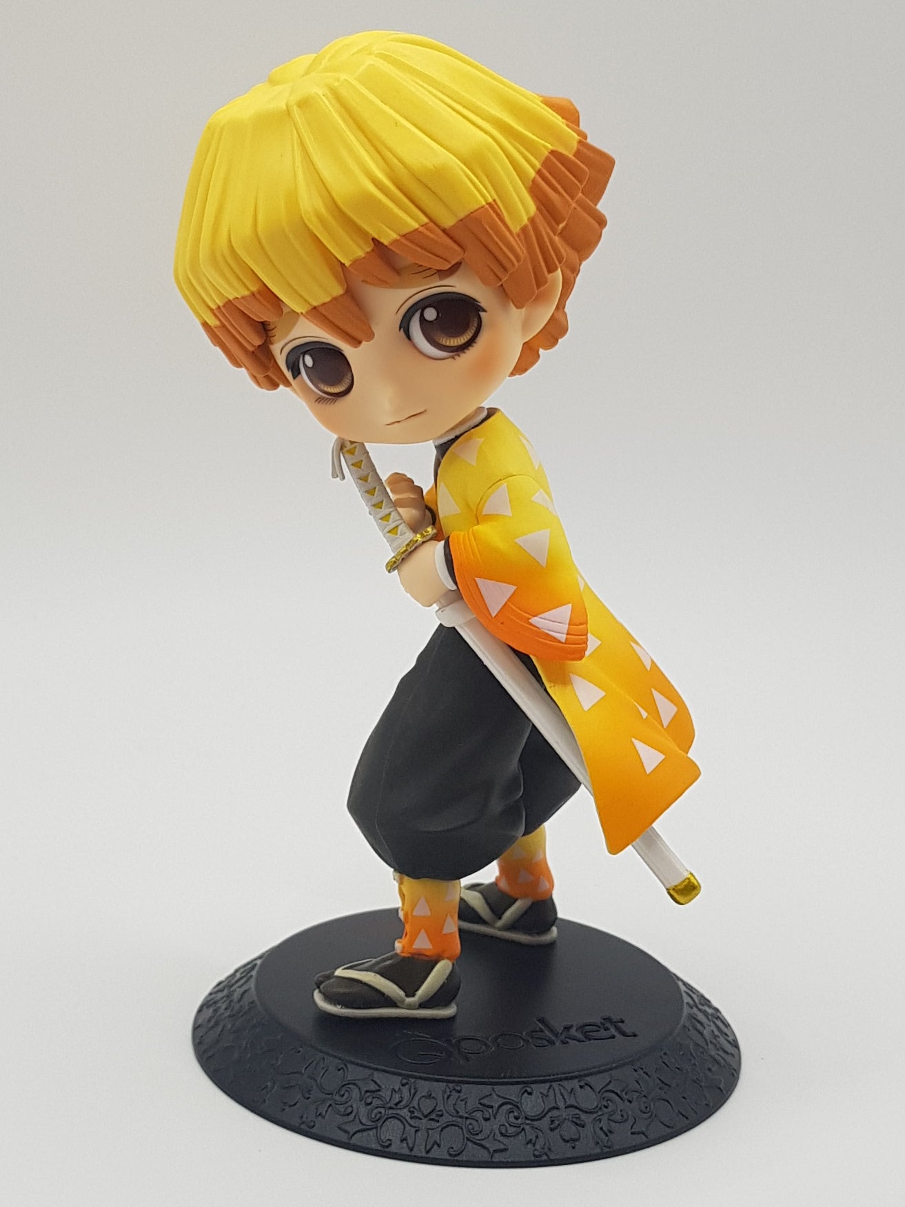 Zenitsu Agatsuma Figur - Demon Slayer: Kimetsu no Yaiba - Q-Posket Ver. A - Banpresto